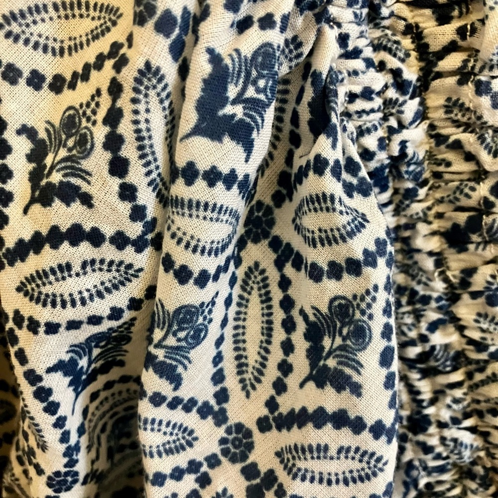 Blue Tassel Blue and Cream Patterned Blouse. - Picture 5 of 5